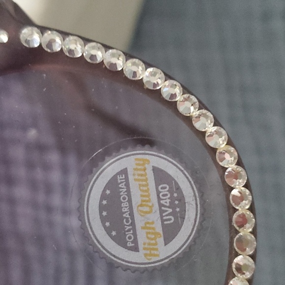 Rhinestone sunglasses - Picture 6 of 7